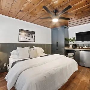 Luxury Cabin In The Heart Of South Lake Tahoe Vikingsholm Inn